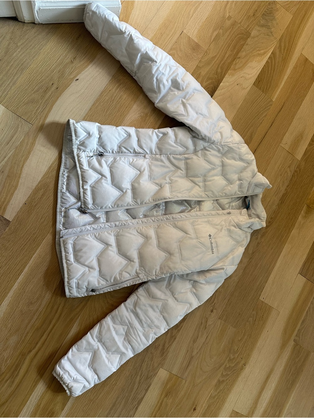 Columbia White Quilted Packable Puffer Jacket Medium